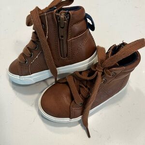 Cat & Jack Fenix High-Top Kids Sneakers - Size 6